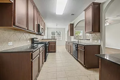 1439 Barras Street, Alvin, TX 77511 - Photo 25