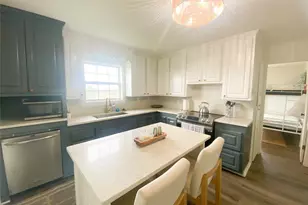 1168 N Tinkle Ln, Crystal Beach, TX 77650 - Photo 15