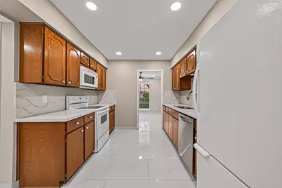 6649 De Moss Drive #649, Houston, TX 77074 - Photo 21