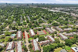 2800 Jeanetta St, Houston, TX 77063 - Photo 15