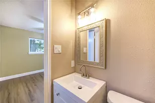 1921 Ripple Creek Dr, Rosenberg, TX 77471 - Photo 13