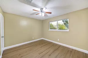 1921 Ripple Creek Dr, Rosenberg, TX 77471 - Photo 9