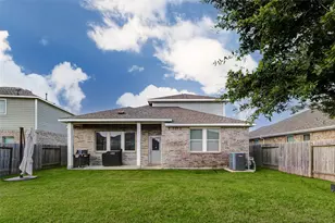 2114 Levant Ln, Baytown, TX 77523 - Photo 21