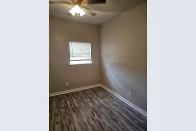 8010 Miley Street, Houston, TX 77028 - Photo 9