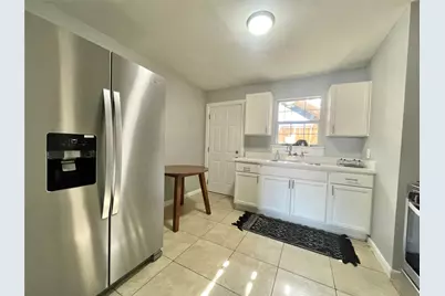 2411 Bastrop #1, Houston, TX 77004 - Photo 3