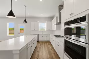 12026 Old Fashion Cir, Mont Belvieu, TX 77535 - Photo 5