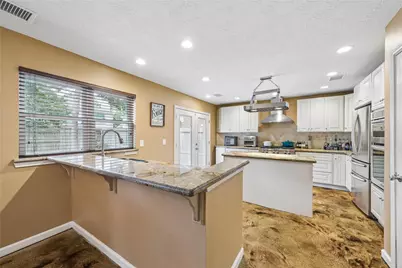 8902 Stoney Bend Drive, Spring, TX 77379 - Photo 5