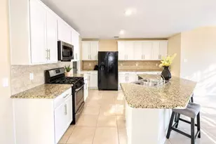 29007 Jacobs River Dr, Katy, TX 77494 - Photo 9