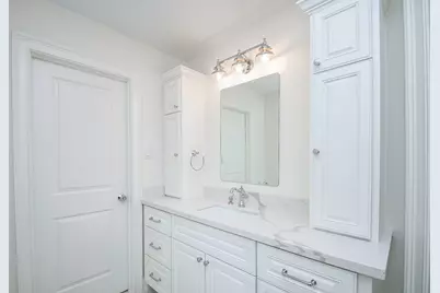 422 Mignon Lane, Houston, TX 77024 - Photo 37