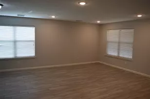 15510 Liberty Bluff Dr, Houston, TX 77049 - Photo 5