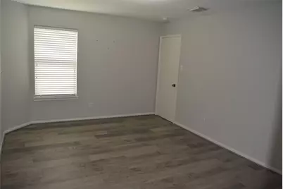 15510 Liberty Bluff Drive, Houston, TX 77049 - Photo 19