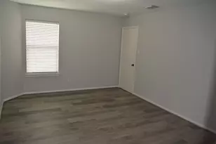 15510 Liberty Bluff Dr, Houston, TX 77049 - Photo 19