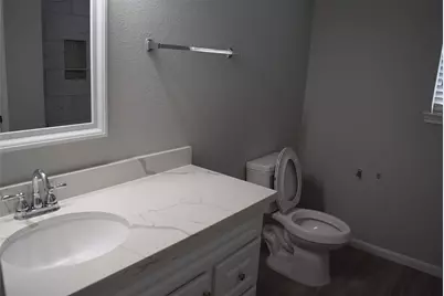 15510 Liberty Bluff Drive, Houston, TX 77049 - Photo 25