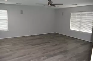15510 Liberty Bluff Dr, Houston, TX 77049 - Photo 21