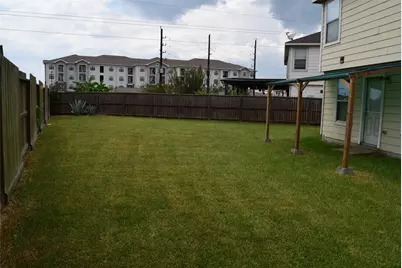 15510 Liberty Bluff Drive, Houston, TX 77049 - Photo 29