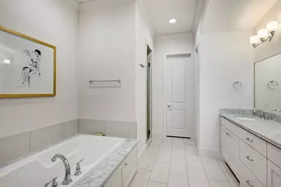 4734 Aftonshire Drive, Houston, TX 77027 - Photo 13