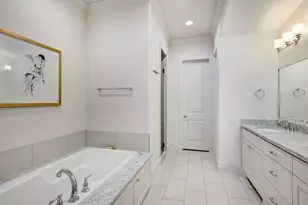 4734 Aftonshire Dr, Houston, TX 77027 - Photo 13