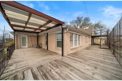 1633 Castle Court, Houston, TX 77006 - Photo 21