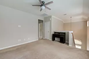 115 W Burberry Cir, The Woodlands, TX 77384 - Photo 13
