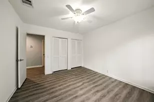 171 Litchfield Ln, Houston, TX 77024 - Photo 25