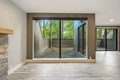 171 Litchfield Lane, Houston, TX 77024 - Photo 11