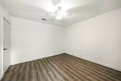 171 Litchfield Lane, Houston, TX 77024 - Photo 31