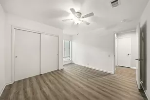 171 Litchfield Ln, Houston, TX 77024 - Photo 29