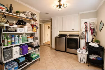 315 S Johnson Street, Alvin, TX 77511 - Photo 15