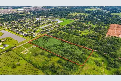 3901 Holmes Road, Richmond, TX 77406 - Photo 9