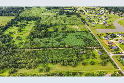 3901 Holmes Road, Richmond, TX 77406 - Photo 5