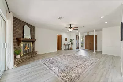 3607 Camelot Street, Baytown, TX 77521 - Photo 11