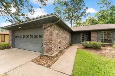 3607 Camelot Street, Baytown, TX 77521 - Photo 5