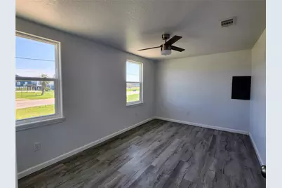 203 Glenda Court, Surfside Beach, TX 77541 - Photo 9