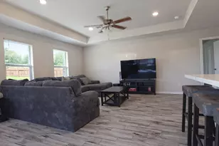 417 Dr. Martin Luther King Jr. Dr., La Porte, TX 77571 - Photo 3