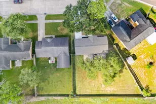 2501 Ironclad Dr, League City, TX 77573 - Photo 37