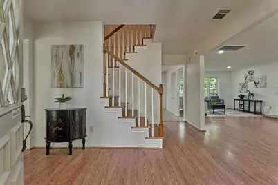 71 Breezy Point Place, The Woodlands, TX 77381 - Photo 3