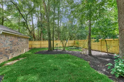 71 Breezy Point Place, The Woodlands, TX 77381 - Photo 33