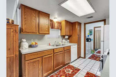 21822 Roseville Drive, Spring, TX 77388 - Photo 9