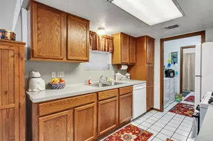 21822 Roseville Dr, Spring, TX 77388 - Photo 9