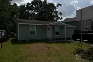 1420 Papendorf Ln, West Columbia, TX 77486 - Photo 1
