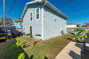 1513 47th St, Galveston, TX 77551 - Photo 37