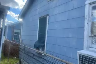 110 E 44th St, Houston, TX 77018 - Photo 9