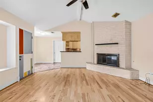 8227 Schaffer Ln, Houston, TX 77070 - Photo 11