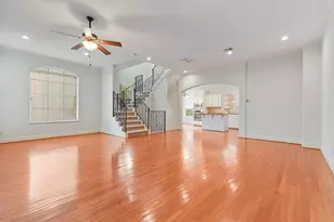 2418 Ralph St, Houston, TX 77006 - Photo 13