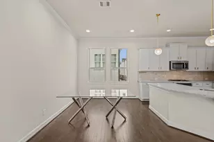 2025 Cambridge Heights Pl, Houston, TX 77045 - Photo 11