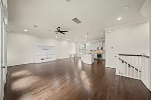 2025 Cambridge Heights Pl, Houston, TX 77045 - Photo 9