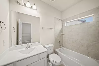 2025 Cambridge Heights Place, Houston, TX 77045 - Photo 19