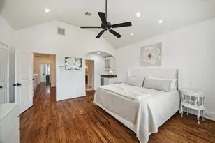 6526 Pickens St, Houston, TX 77007 - Photo 17