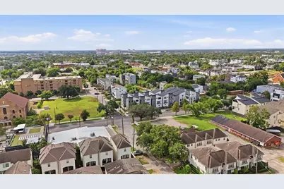 2404 Hadley #C, Houston, TX 77003 - Photo 33