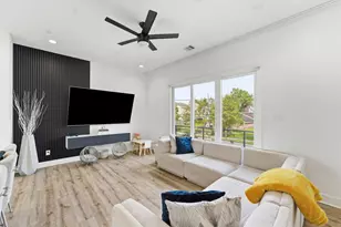 2404 Hadley, Houston, TX 77003 - Photo 9
